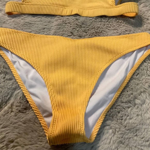 Cupshe Bikini Size Medium Orange Ribbed Side Cut Outs Swimsuit - Picture 3 of 7